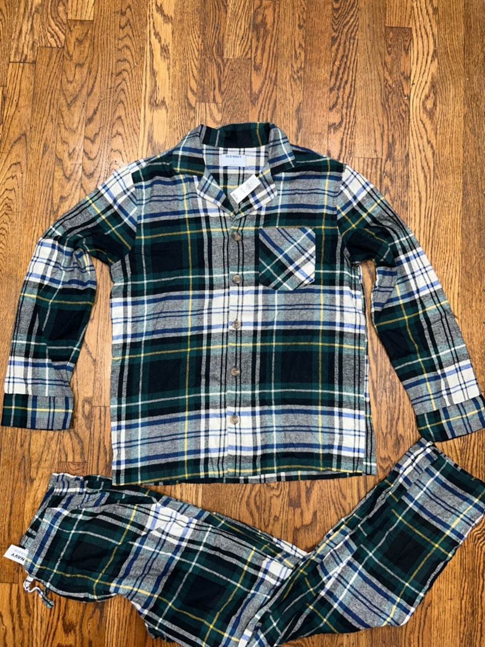 Old Navy Green and Blue Plaid Flannel Pajama Set for men or women - Picture 3 of 7